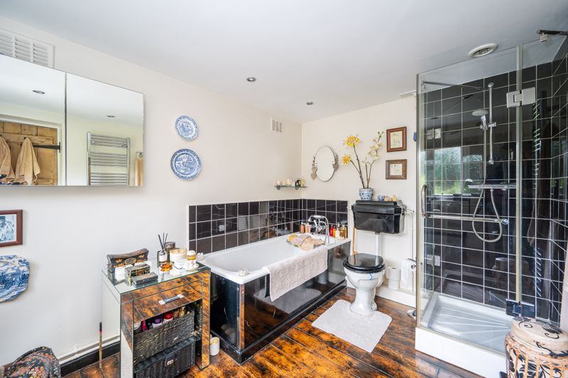 Bathroom- click for photo gallery